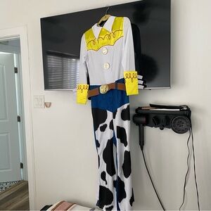 Adult size Large Jesse costume. Worn once, good condition